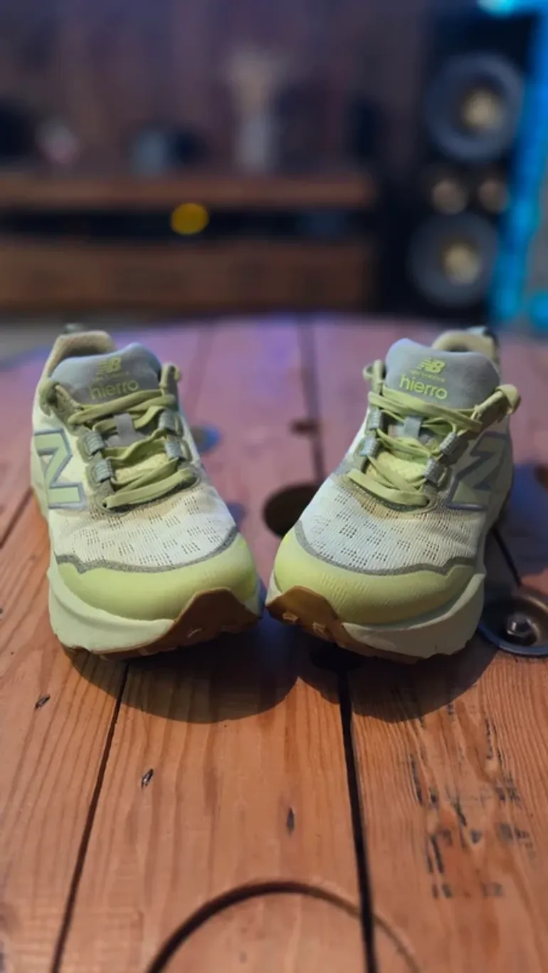 Käytetty New Balance Fresh Foam X Hierro v9 bike — kuva 3 / 6