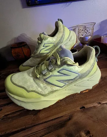 Käytetty New Balance Fresh Foam X Hierro v9 bike — kuva 1 / 6