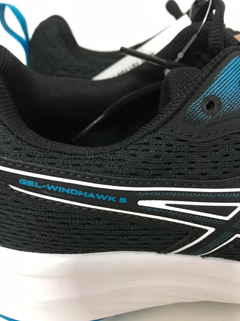 Used Asics Running Shoes bike — image 2 of 6