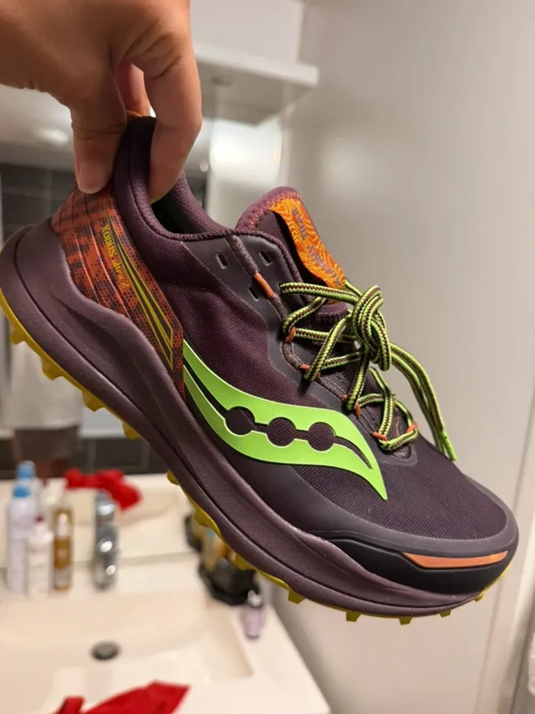 Used Saucony Xodus Ultra 2 bike — image 2 of 5