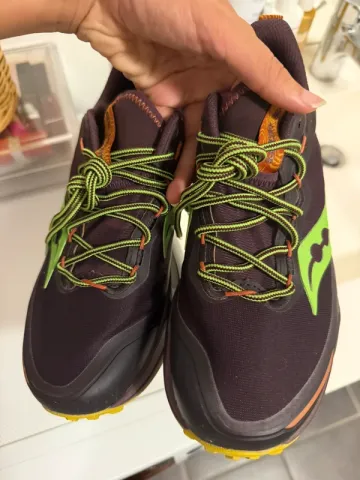 Used Saucony Xodus Ultra 2 bike — image 3 of 5