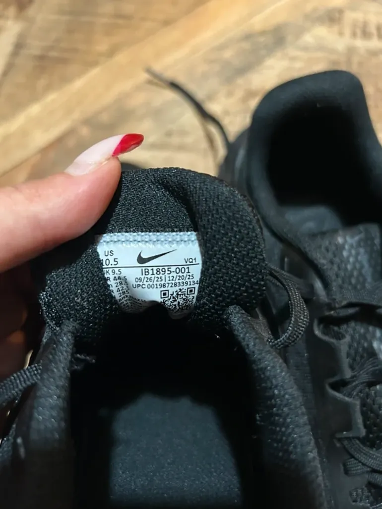 Used Nike Sport Shoes bike — image 8 of 8