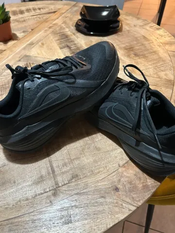 Used Nike Sport Shoes bike — image 1 of 8