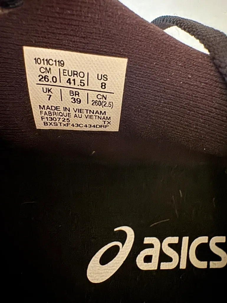 Used Asics Novablast 5 Lite-Show 2026 bike — image 8 of 8