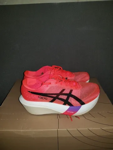 Asics Tokyo bike d'occasion — image 1 sur 6