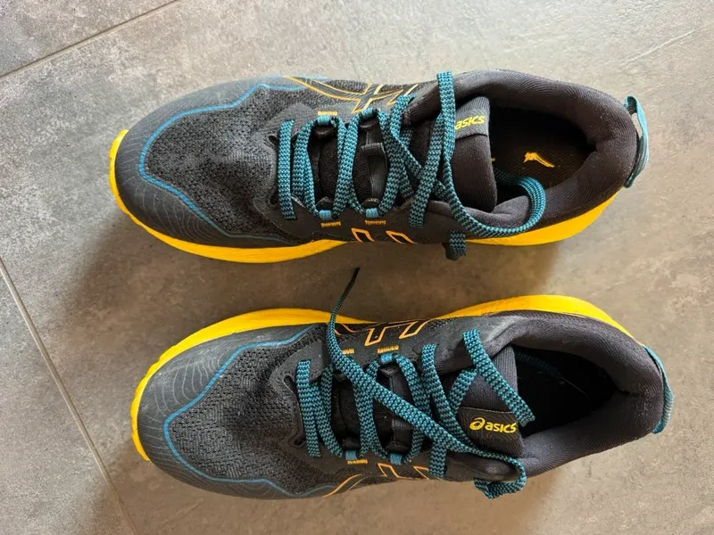 Used Asics Gel-Trabuco Running Shoes