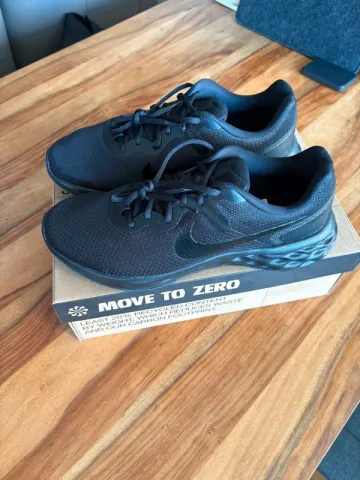 Tweedehands 100% Nike Sneaker bike — afbeelding 2 van 2