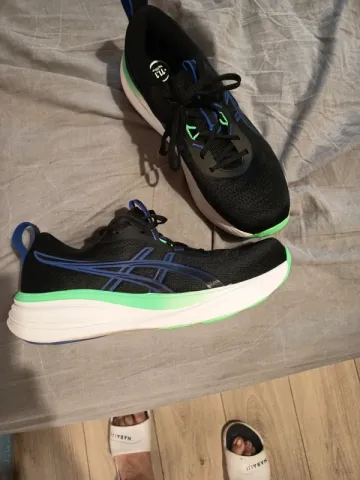 Used Asics Laufschuhe bike — image 1 of 5
