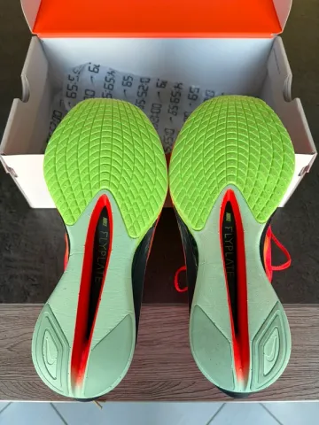 Used Nike Vaporfly 4 bike — image 6 of 6