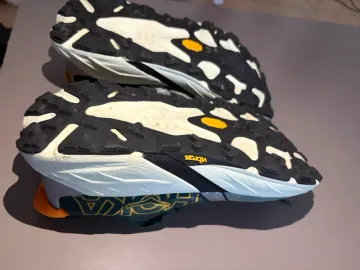Used Hoka Speedgoat 7 bike — image 7 of 8