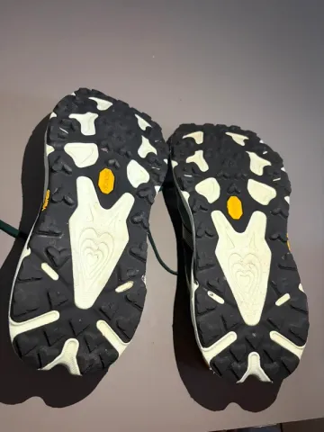 Used Hoka Speedgoat 7 bike — image 4 of 8