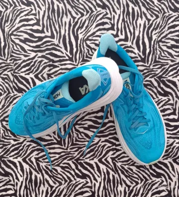 Used Hoka Clifton 10 bike — image 8 of 9