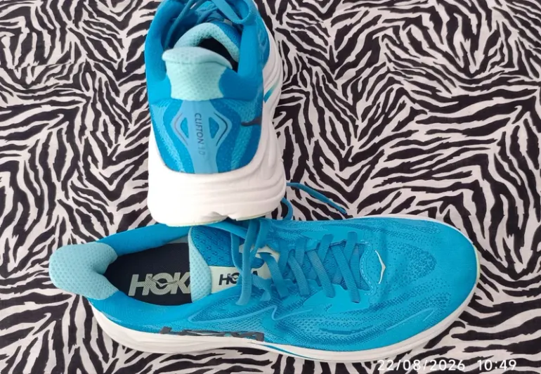 Used Hoka Clifton 10 bike — image 3 of 9