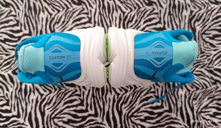 Used Hoka Clifton 10 bike — image 6 of 9