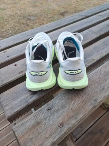 Tweedehands Hoka Mach 7 bike — afbeelding 3 van 6