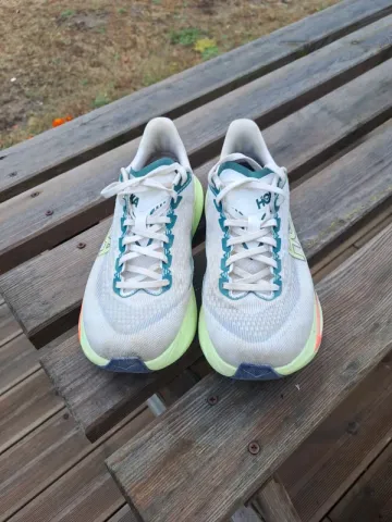 Tweedehands Hoka Mach 7 bike — afbeelding 2 van 6