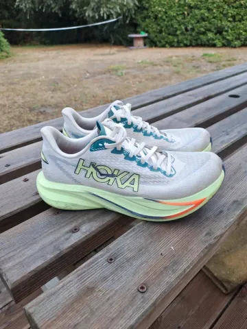 Tweedehands Hoka Mach 7 bike — afbeelding 1 van 6