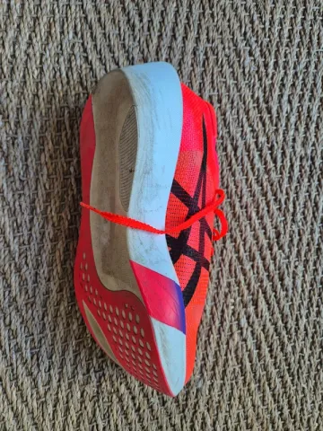 Used Asics Metaspeed Sky Tokyo bike — image 2 of 5