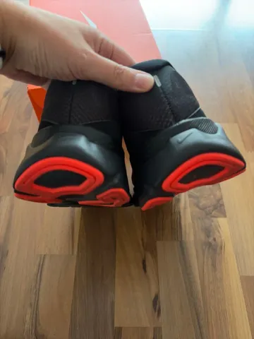 Použité Nike Structure bike — obrázek 4 z 8