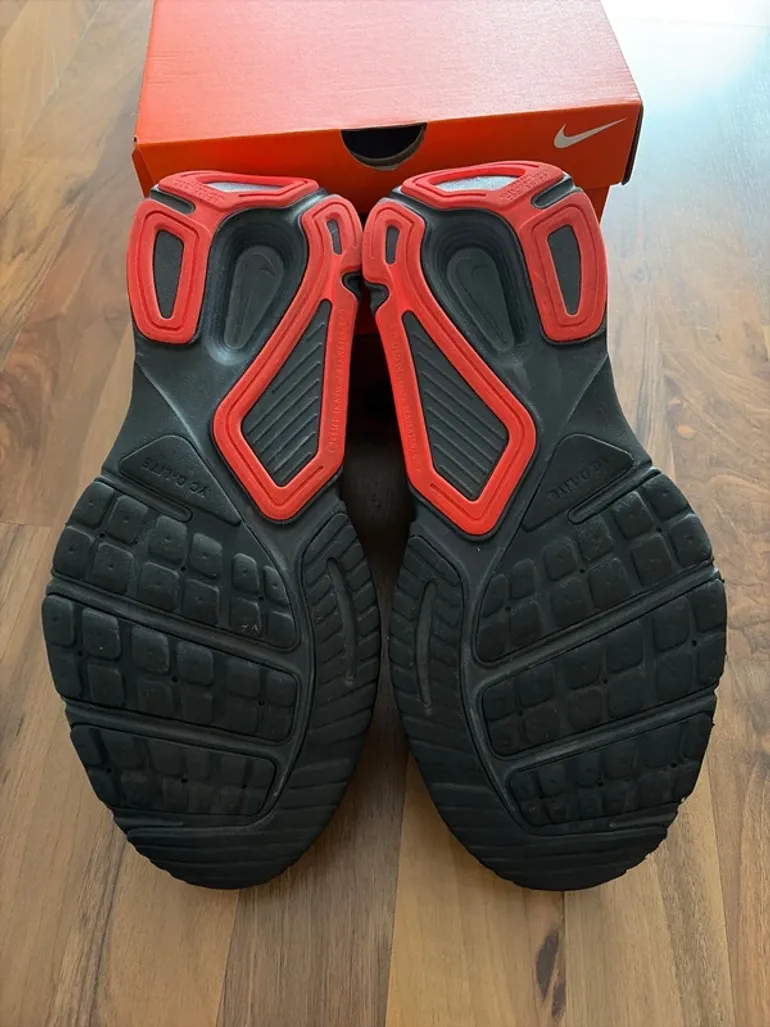 Použité Nike Structure bike — obrázek 3 z 8