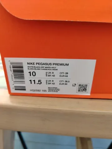 Tweedehands Pegasus Premium Air Zoom 44 bike — afbeelding 3 van 13