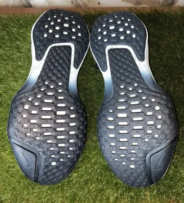 Used Nike ZoomX Run bike — image 2 of 4