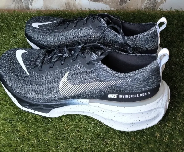 Used Nike ZoomX Run bike — image 4 of 4