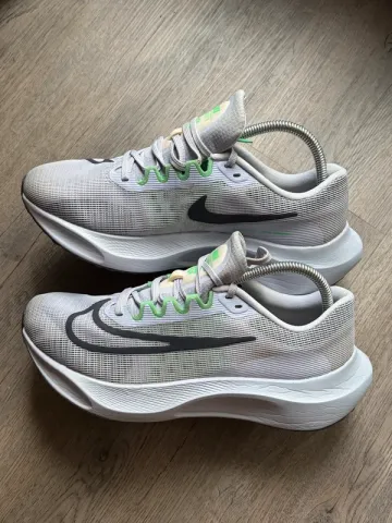 Brugt Nike Zoom Fly 5 bike — billede 2 af 7