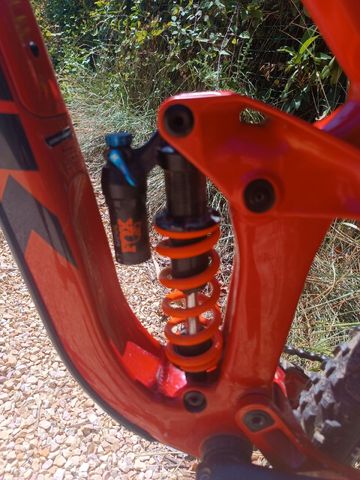 Brugt Trek Slash 2023 bike — billede 3 af 8