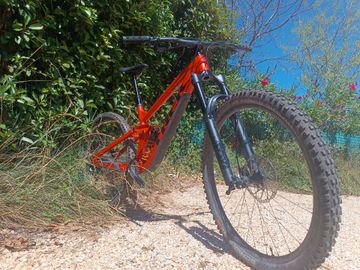 Brugt Trek Slash 2023 bike — billede 1 af 8