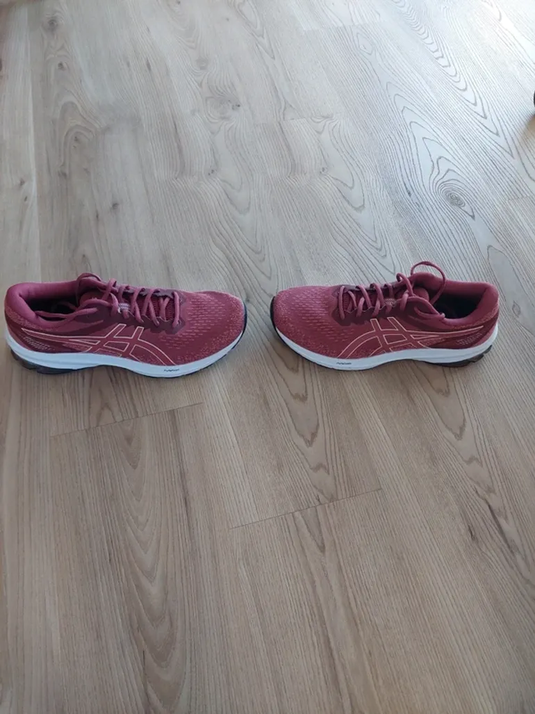 Used Asics Schuhe Bordeaux bike — image 3 of 7