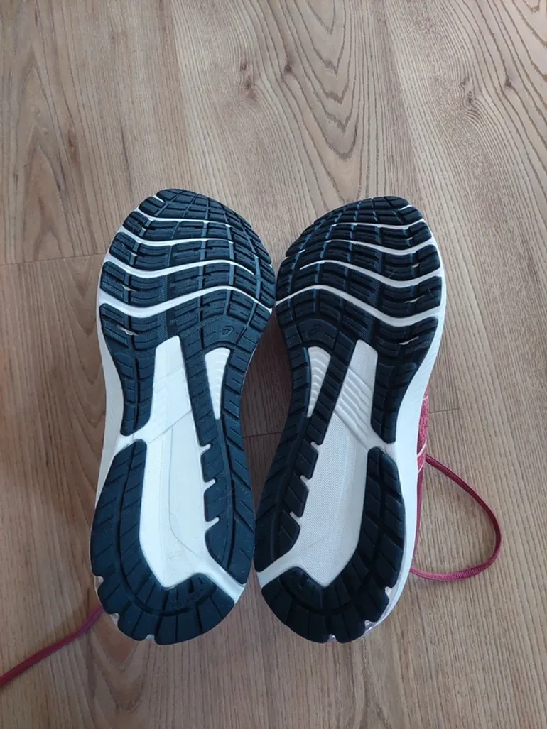Used Asics Schuhe Bordeaux bike — image 5 of 7