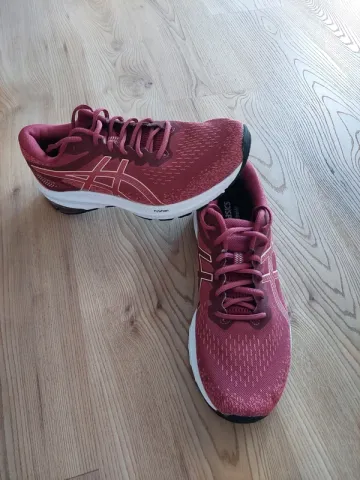 Used Asics Schuhe Bordeaux bike — image 1 of 7