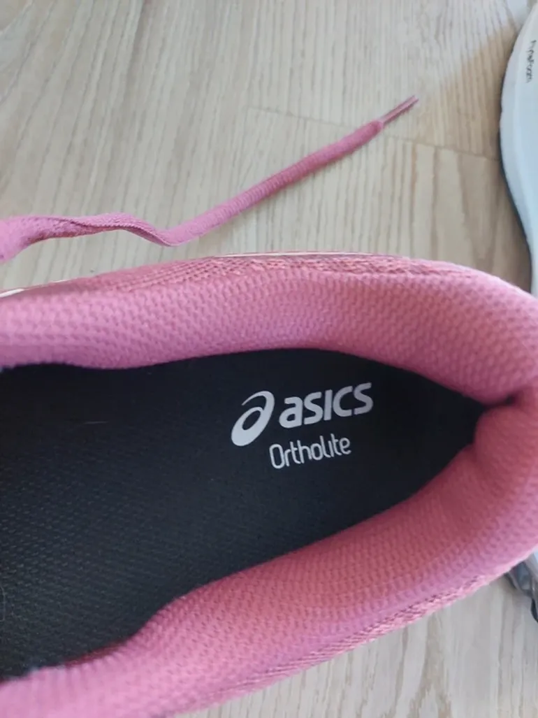 Used Asics Schuhe Bordeaux bike — image 7 of 7
