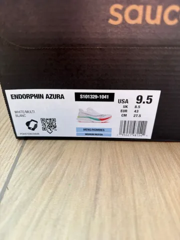 Tweedehands Saucony Endorphin Azura bike — afbeelding 2 van 5