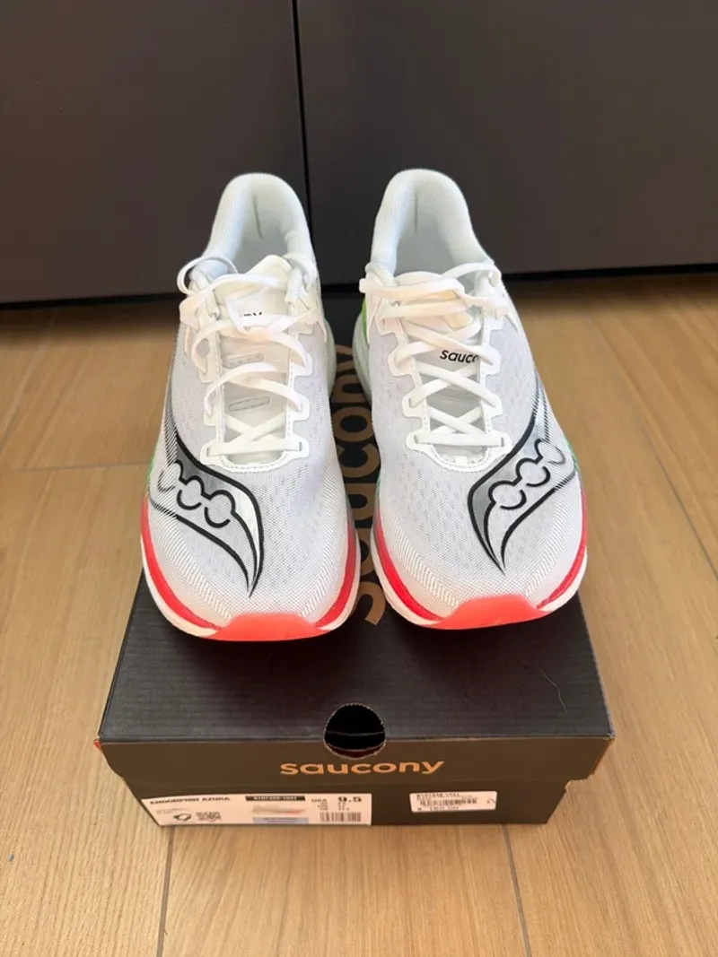 Used Saucony Endorphin Azura Running Shoes