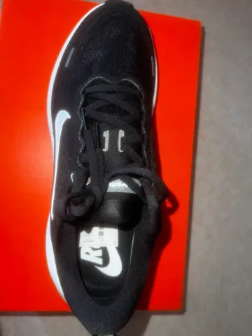 Used Nike Vomero Plus bike — image 3 of 5