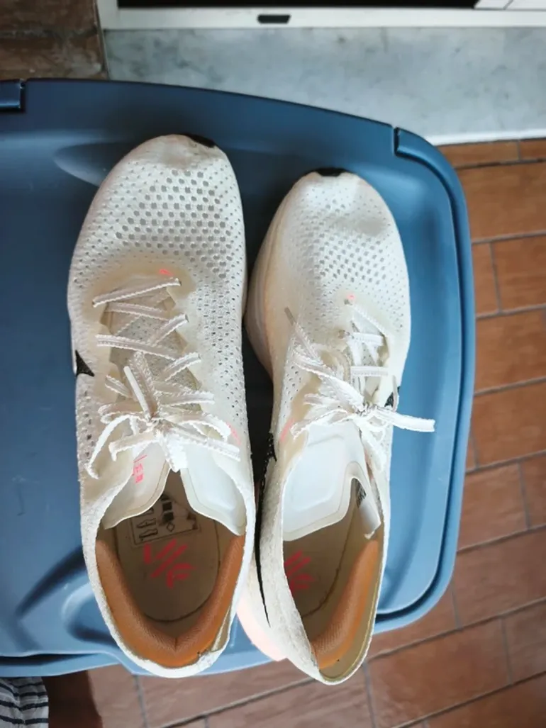 Nike Vaporfly 3 bike usato — immagine 2 di 13