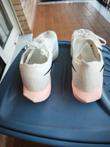 Nike Vaporfly 3 bike usato — immagine 4 di 13