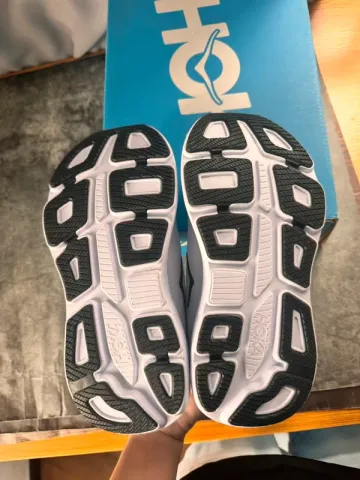 Used Hoka Bondi 9 bike — image 2 of 5