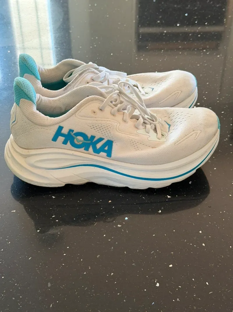 Used Hoka Clifton 10 Running Shoes