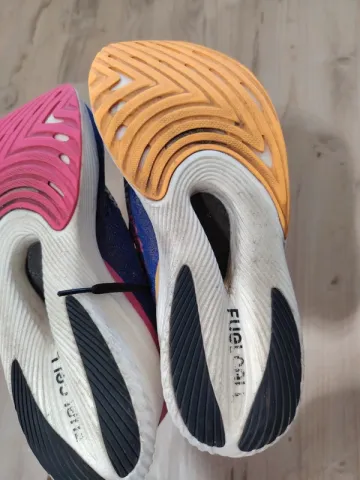 Used New Balance Elite V3 bike — image 6 of 8