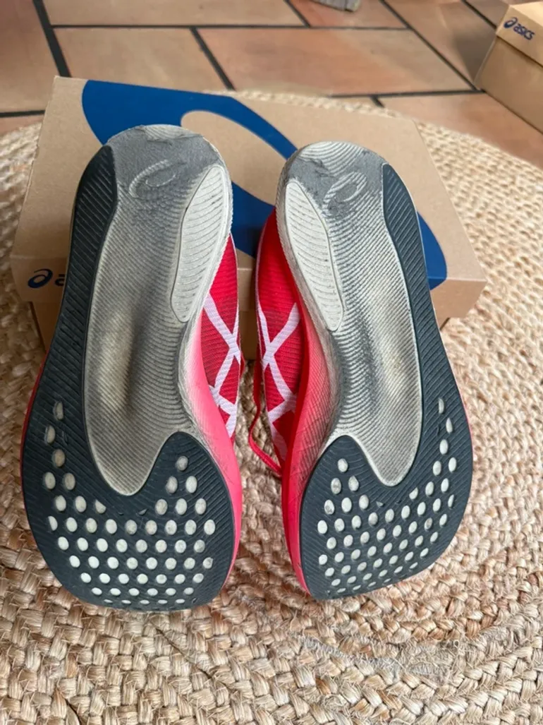 Used Asics Metaspeed Sky + bike — image 4 of 5