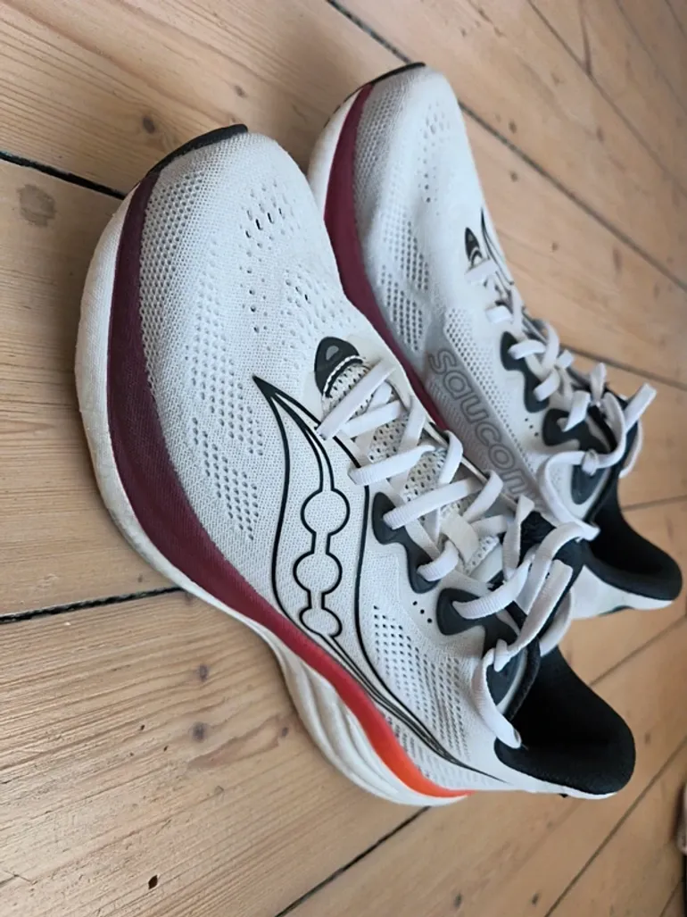 Used Saucony Ride 19 bike — image 2 of 6