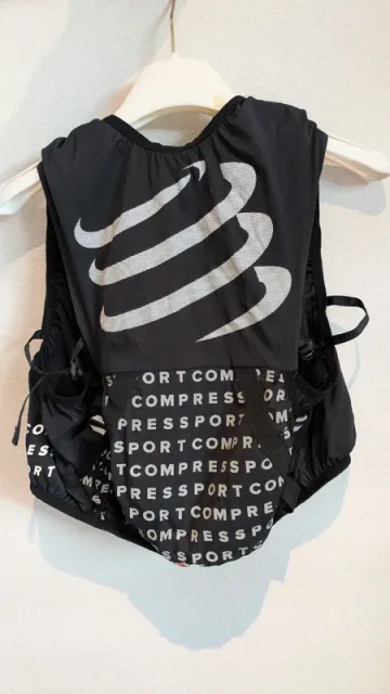 Brugt Compressport ULTRun S Pack EVO 10 bike — billede 2 af 3