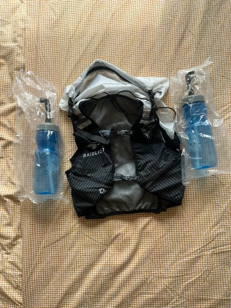 Tweedehands Volume Ultralight 24L-30L bike — afbeelding 3 van 8