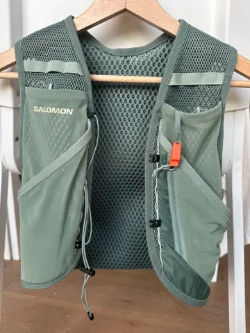 Used Salomon running vest bike — image 4 of 5