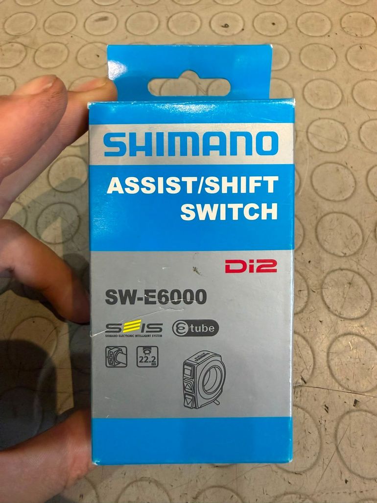 Shimano ASSIST/SHIFT SWITCH. SW-E6000. bike de segunda mano — imagen 12 de 13