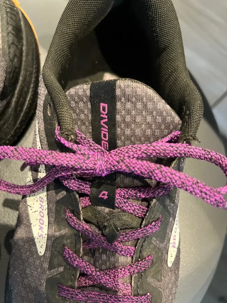 Used Brooks Divide 4 bike — image 12 of 12