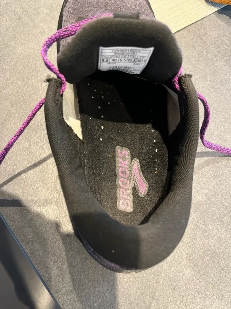 Used Brooks Divide 4 bike — image 11 of 12